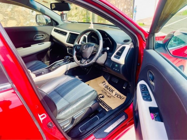 honda-vezel-z-grade-ivory-package-2016-big-2