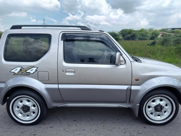 suzuki-jimny-jeep-third-generation-jb23-2000-big-2