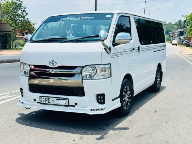 toyota-kdh-200-2006-big-0