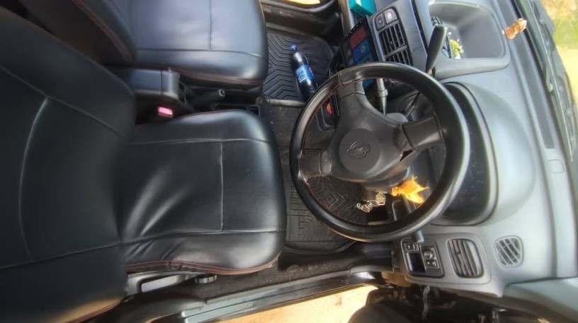 nissan-cube-wogon-1999-big-7