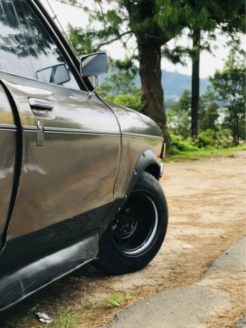 nissan-sunny-b211-gl-edition-big-4