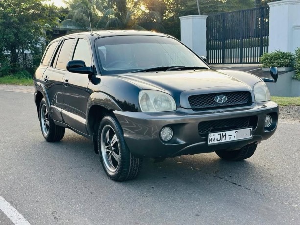 hyundai-santafe-2004-big-1