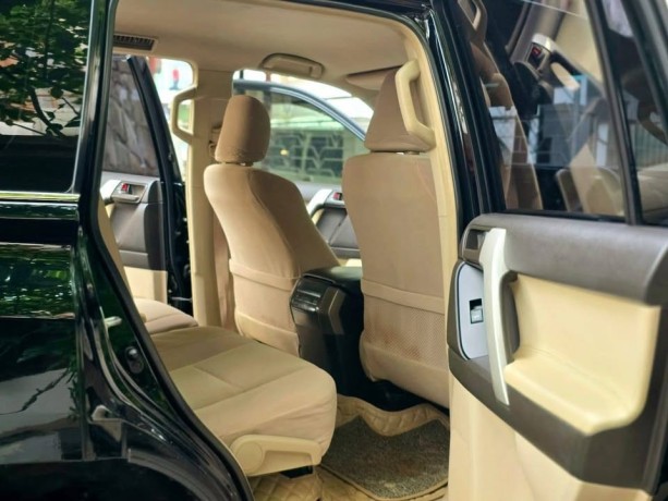 toyota-prado-150-2013-big-7