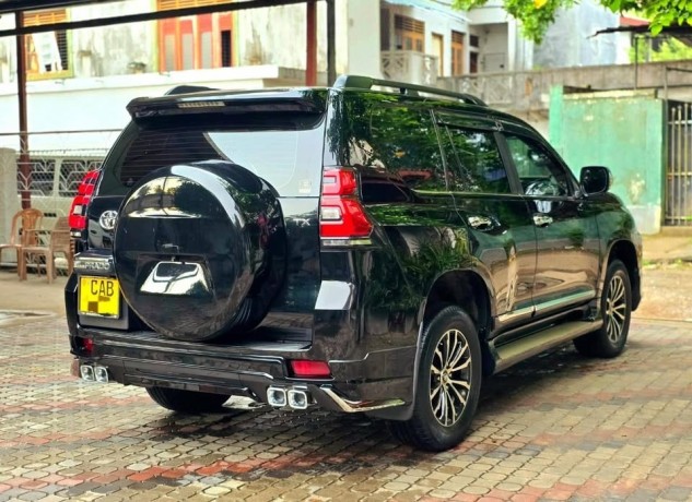 toyota-prado-150-2013-big-5