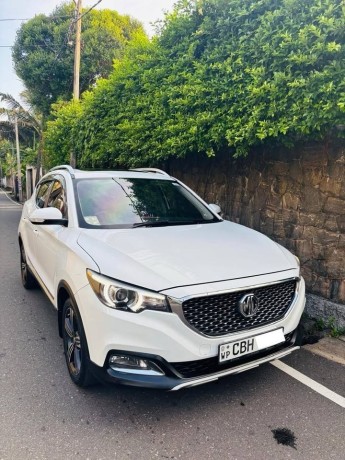 mg-zs-premium-2019-fully-loaded-suv-for-sale-big-0