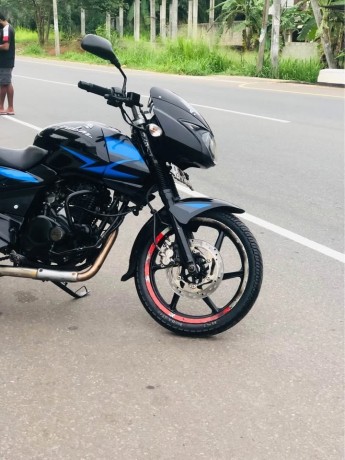 pulsar-200cc-2008-big-2