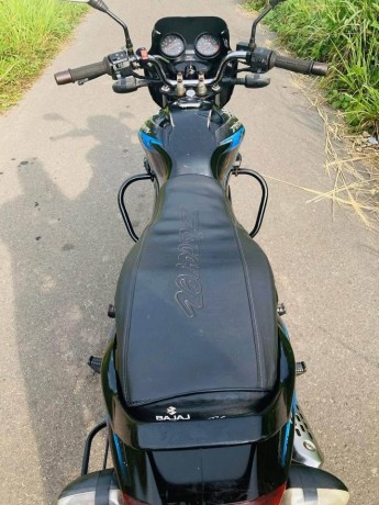 bajaj-discovery-135-big-4