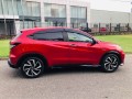 honda-vezel-rs-sensing-2016-small-3