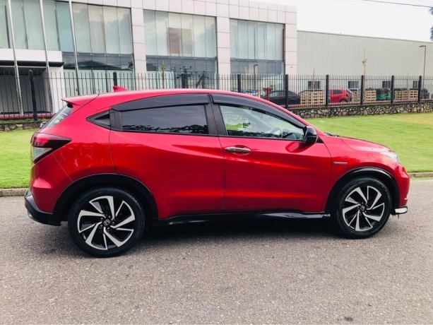 honda-vezel-rs-sensing-2016-big-3