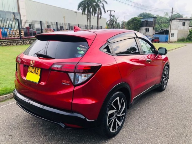 honda-vezel-rs-sensing-2016-big-2