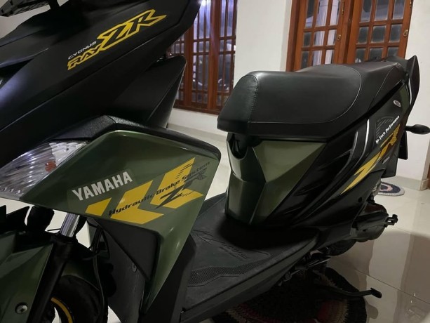 yamaha-ray-zr-disc-brake-2017-big-7