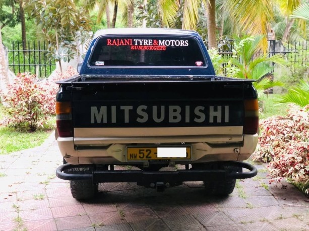 mitsubishi-l200-4wd-for-sale-1991-big-2