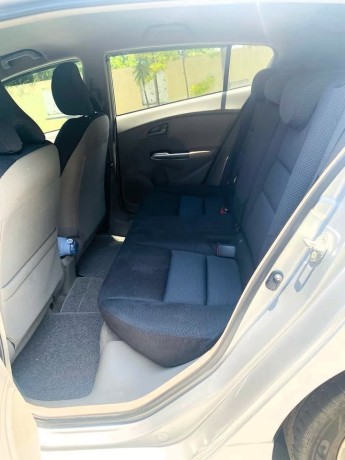 honda-insight-ze2-2009-big-2