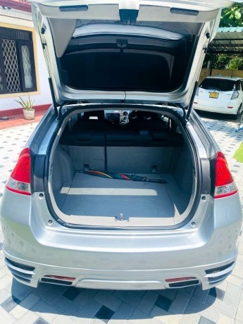 honda-insight-ze2-2009-big-3