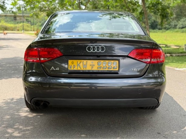 audi-a4-2011-brand-new-big-3