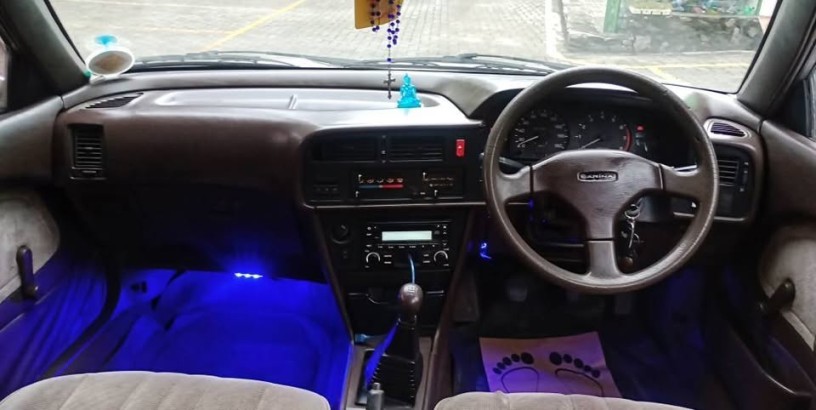 toyota-carina-170-1991-big-5