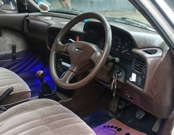toyota-carina-170-1991-big-3