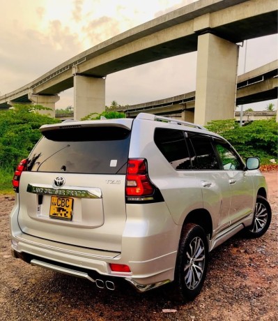 toyota-prado-151-tzg-diesel-2018-big-3