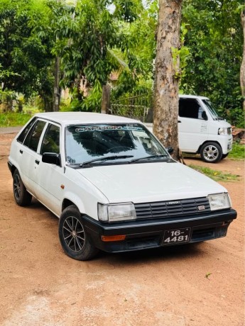 toyota-corsa-big-1