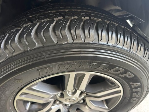 toyota-fortuner-2016-big-7