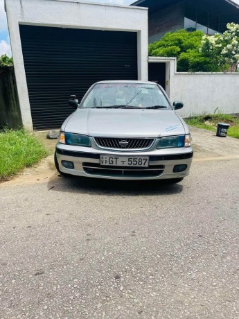 nissan-fb15-ex-saloon-1999-big-0