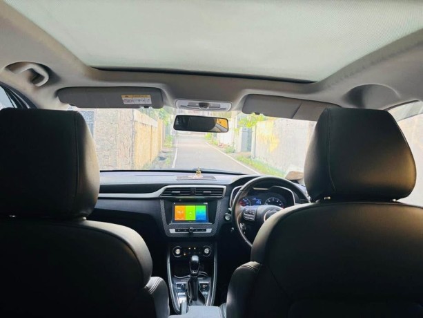 mg-zs-premium-2019-fully-loaded-suv-for-sale-big-5