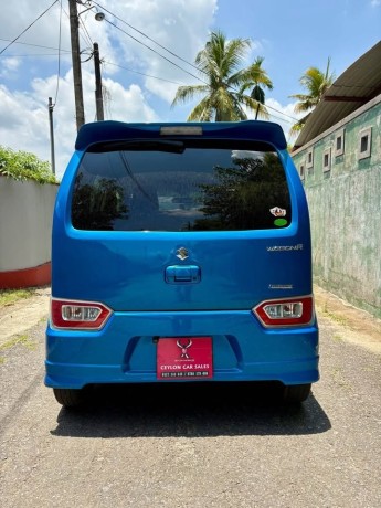 suzuki-wagon-r-fz-2018-big-8