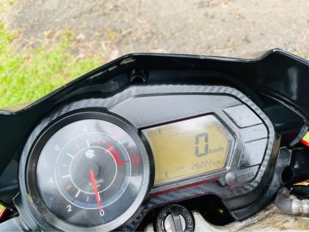 bajaj-pulsar-135-ls-wz-xxxx-2011-big-9