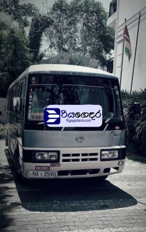 nissan-civilian-1996-bus-big-0