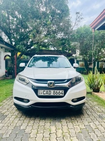 honda-vezel-z-gread-big-1