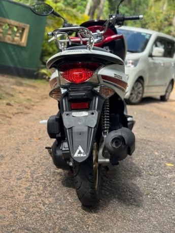 pcx-125-unregistered-big-4