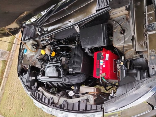renoult-kwid-rxt-2016-big-6
