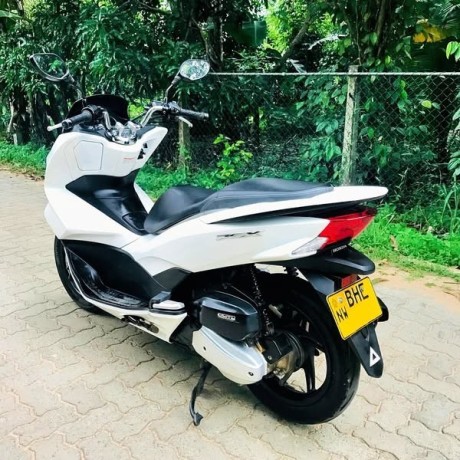 honda-pcx-125-big-2
