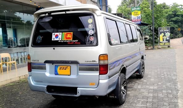 toyota-dolphin-sgl-big-2