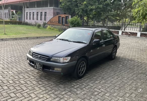 toyota-corona-premio-big-3