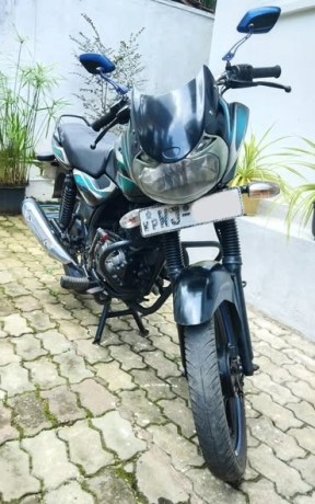 bajaj-discover-dts-i-100cc-big-0
