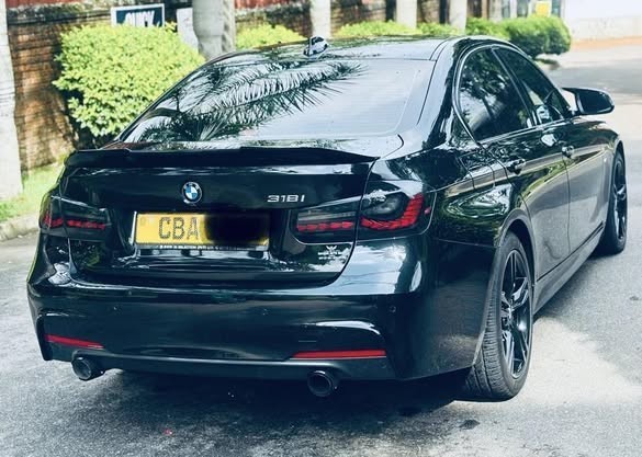 bmw-318i-2016-m-sport-plus-big-4