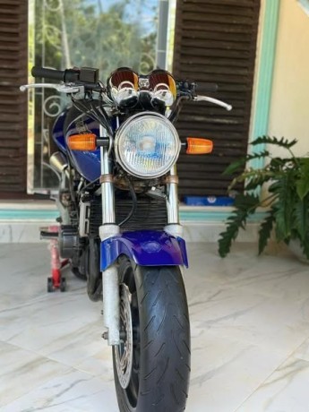 honda-hornet-250-ch125-big-3