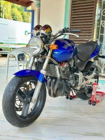 honda-hornet-250-ch125-big-0