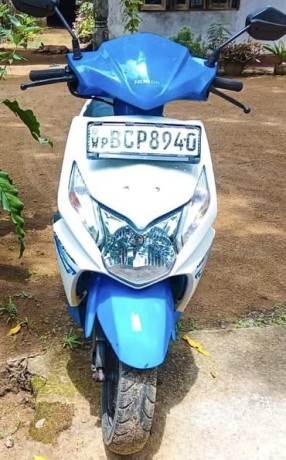 honda-dio-2015-big-1