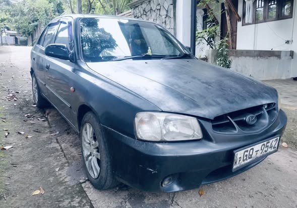 hyundai-accent-2002-big-2