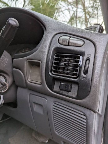 mitsubishi-lancer-lebiro-wagon-big-5