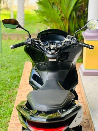 honda-pcx-125-2020-big-1