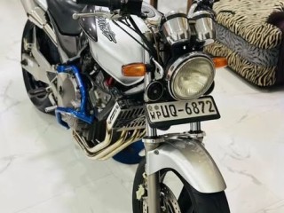 honda-hornet-250-ch125