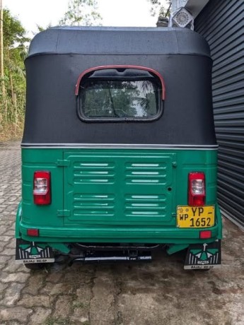 bajaj-re-4-stoke-big-1