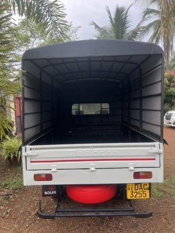 mahindra-bolero-big-4