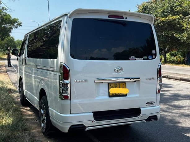 toyota-kdh-dark-prime-trh-200-big-3