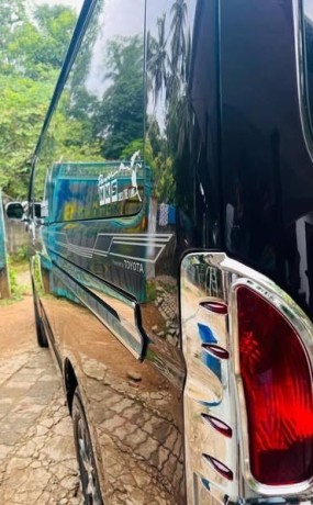 for-sale-toyota-hiace-kdh-201-super-gl-dark-prime-big-2