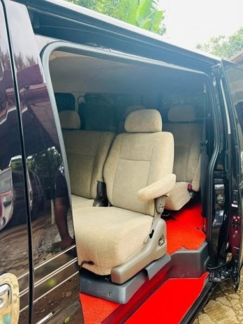 for-sale-toyota-hiace-kdh-201-super-gl-dark-prime-big-4