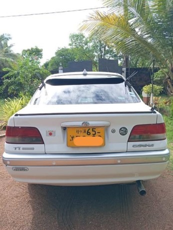 toyota-carina-ti-big-2